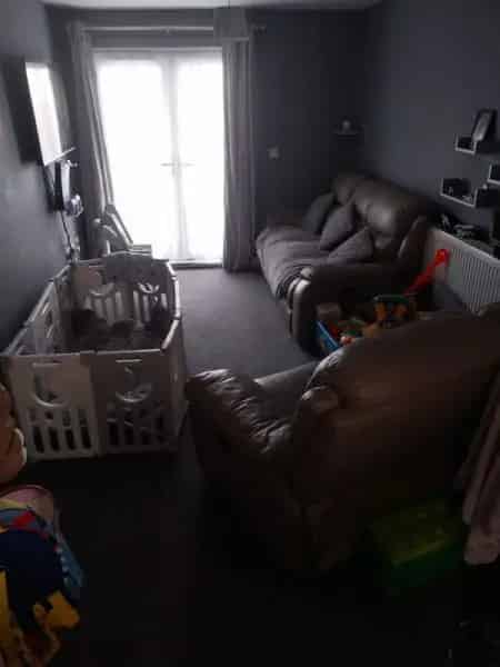 First Floor 2-Bedroom Flat Open Plan Living