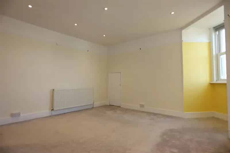 2 Bedroom Flat to Rent in Central Brighton