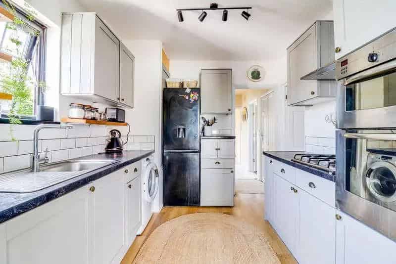 3 Bed House for Sale Near Tarpots