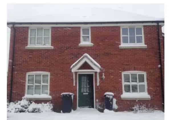 Detached House New Flooring Garden Pets Allowed Central Heating Double Glazing