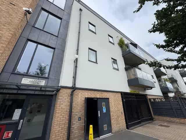 3 bedroom apartment for sale