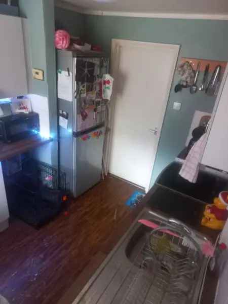 2 Bedroom House with Garage and Garden