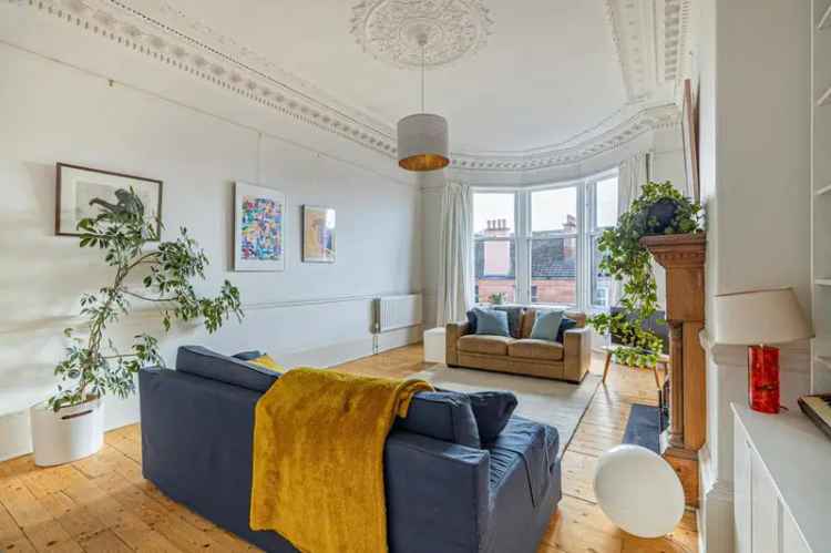 4 Bedroom Apartment for Sale in North Kelvinside