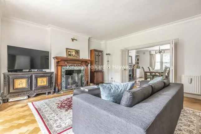 Flat to Rent in Hampstead NW3 Near Heath Garden Access