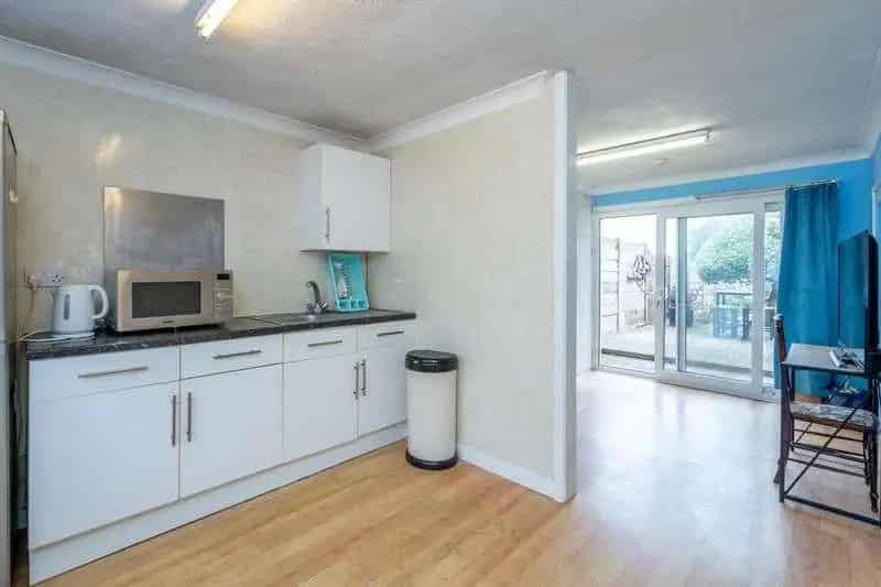 4 Bed Semi-Detached House for Sale