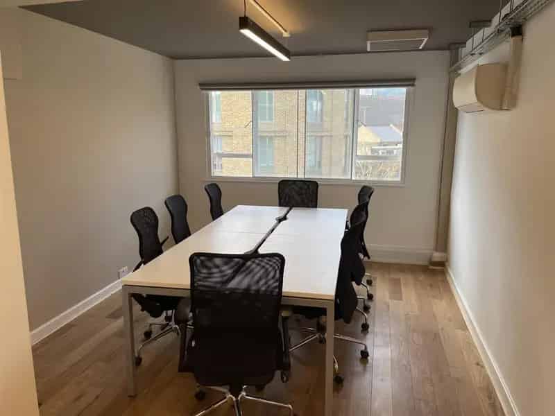 0 Bedroom Office House to Rent