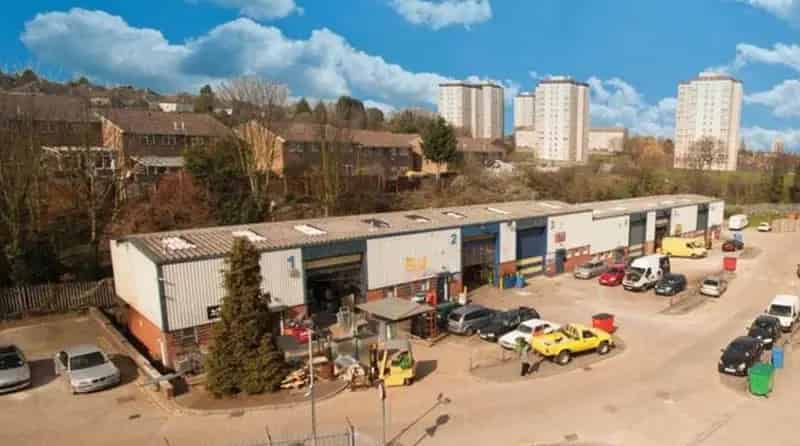 Light Industrial Warehouse Unit To Let