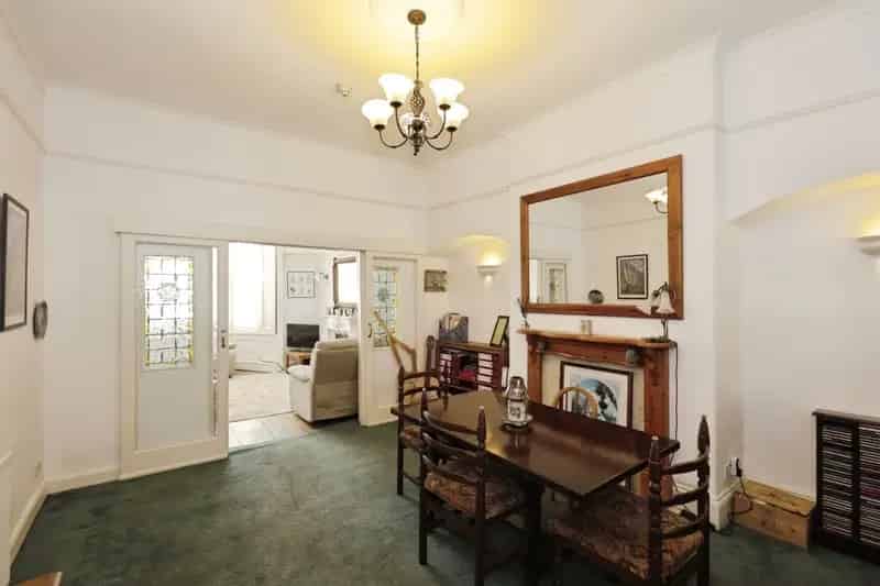 Stylish 5-Bedroom Semi-Detached Family Home