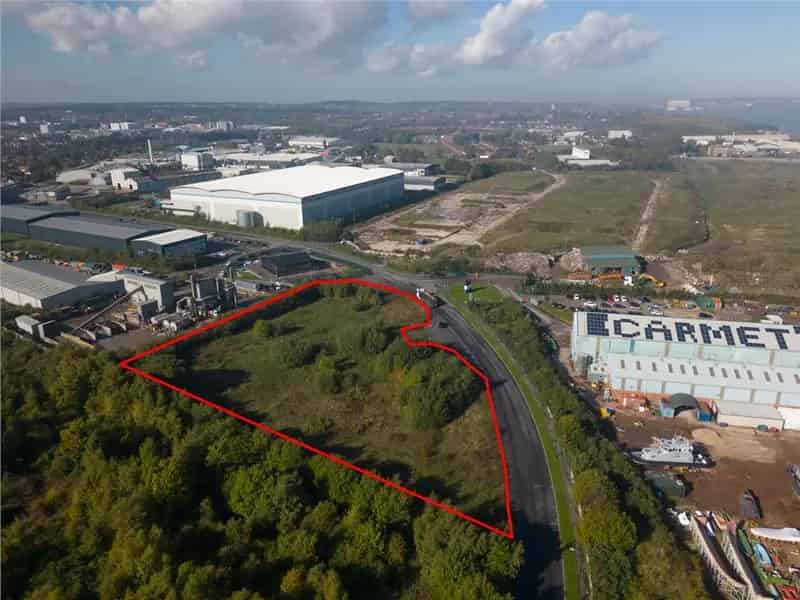 Development Site 28000 sq ft Unit Large Yard 25 Acres Freehold