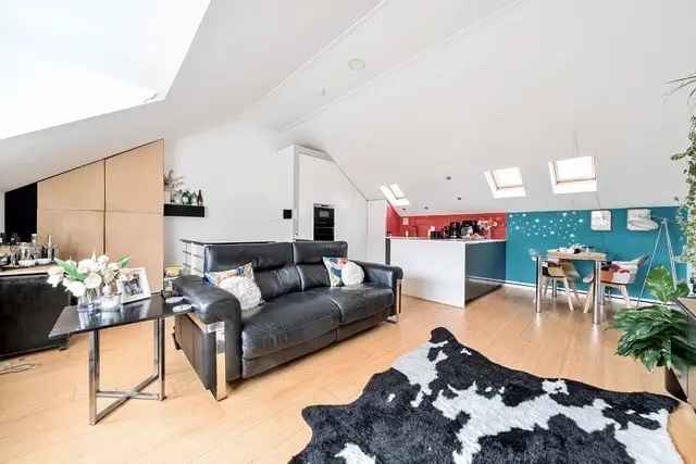 3 Bedroom Semi-Detached House for Sale Near Southsea Seafront