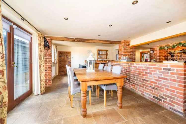 5 Bed Detached House for Sale Semi Rural Location