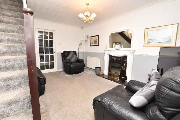 House For Sale in Leeds, England