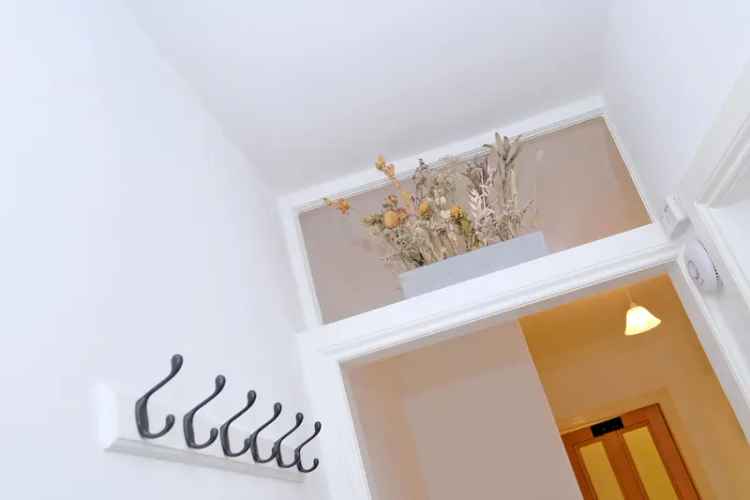 2 Bed Flat West End Aberdeen Garage Garden