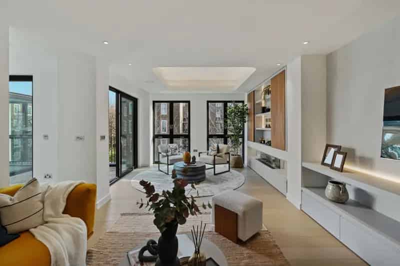 Luxury 3-Bedroom Townhouse in Little Venice, NW London