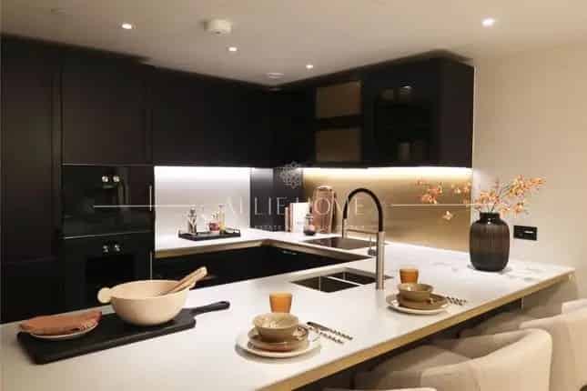 Property for Sale in London SW10 Leasehold