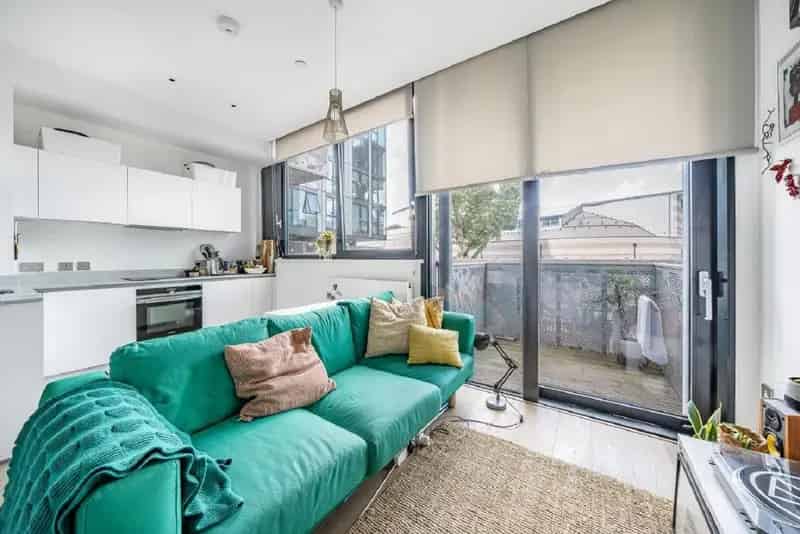Archway Modern Apartment Double Bedroom Private Balcony