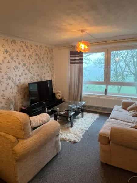 2 Large Bedroom Flat Near Yarmouth Beach and Amenities