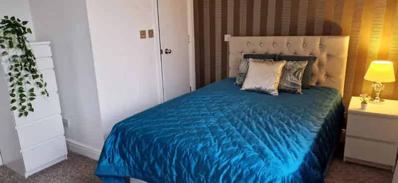 1 Bedroom House Share Ensuite All Bills Included Stoke