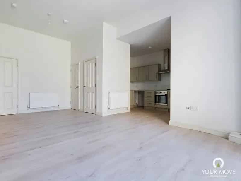 2 bedroom  Flat to rent, Ramsgate, Kent, CT11
