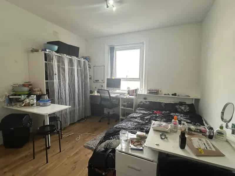 Studio Flat near Brighton Seafront