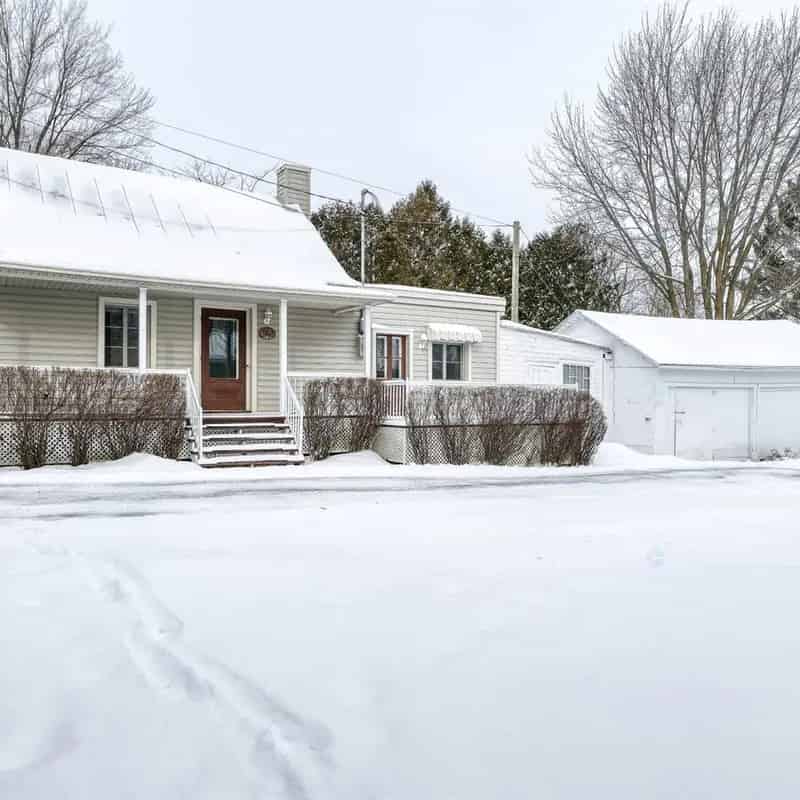 Charming Ancestral Home in Crabtree