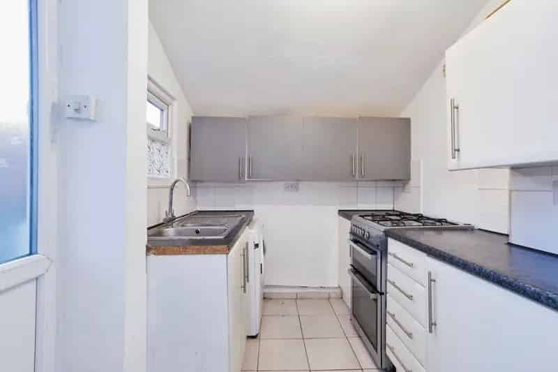 3 Bedroom House in Hyde Park Zero Deposit Available