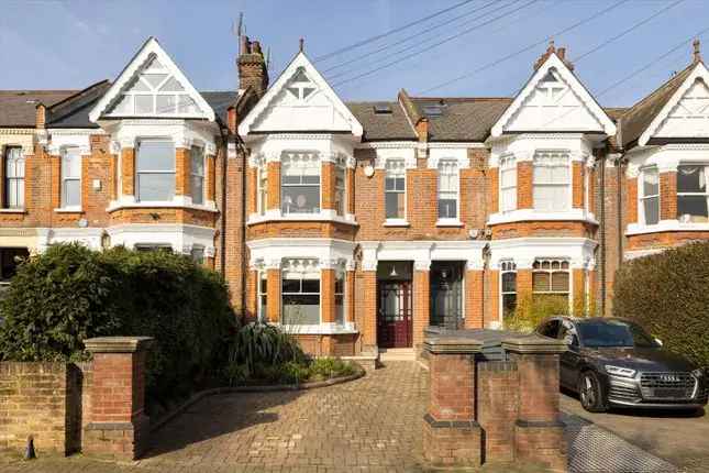 Five Bedroom House for Sale in Queens Park London