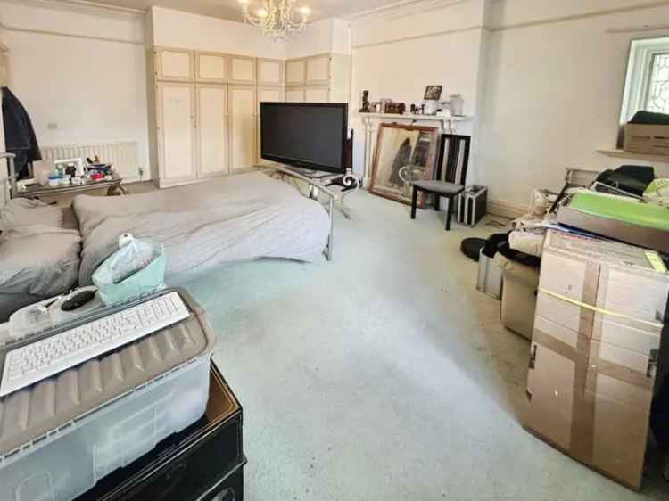 2 Bed Flat for Sale in Harrogate