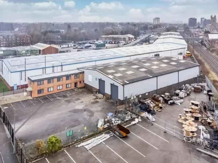 Industrial For Rent in Salford, England