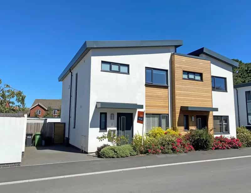 3 Bedroom Semi Detached Eco House For Sale