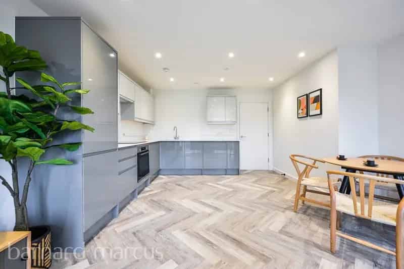 House For Sale , 14, Selsdon Road, London, England