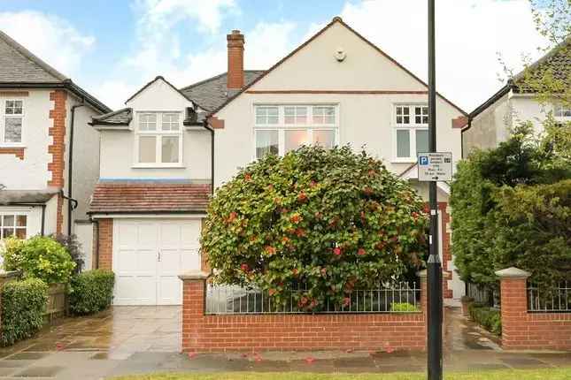 3 Double Bed Detached House Park Road London W4