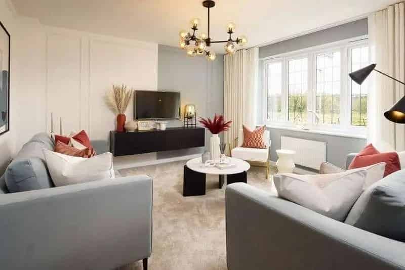4 Bed House for Sale - Stylish Family Home