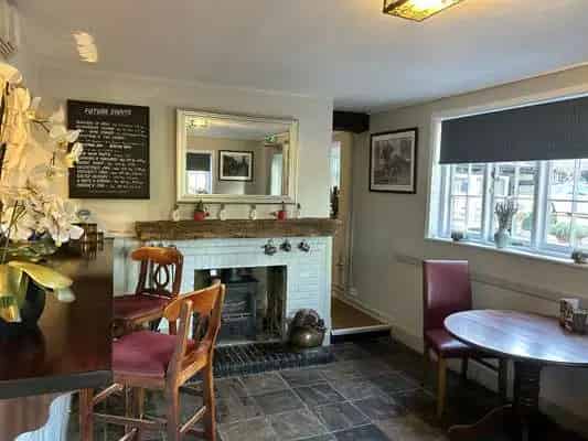The Crown Pub Restaurant Maidenhead Freehold For Sale