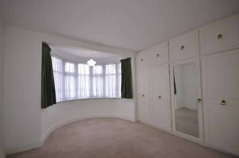 3 bedroom House
 To Let