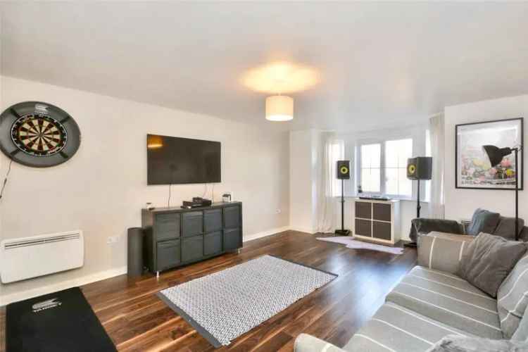 Apartment For Sale in Leeds, England