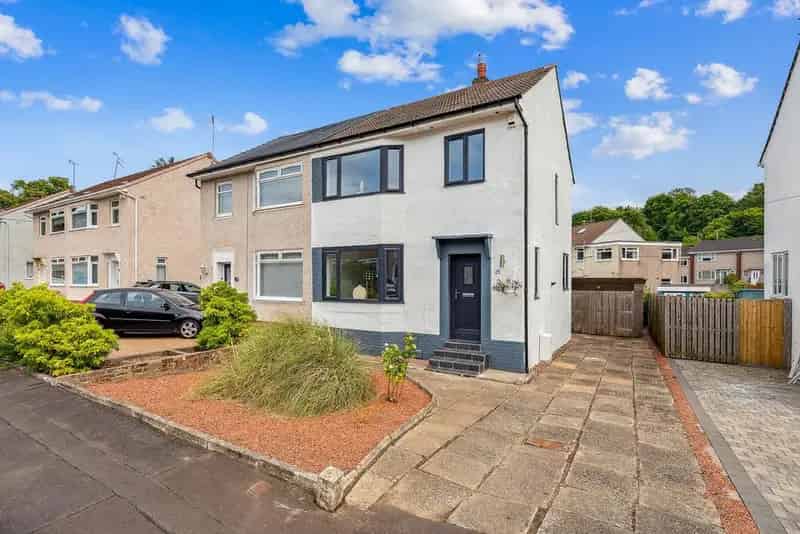 3 Bedroom Semi Detached House For Sale Shawlands