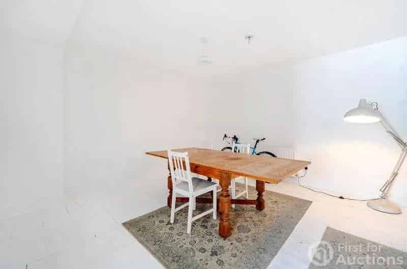 2 Bed Flat for Sale Droitwich Road Worcester