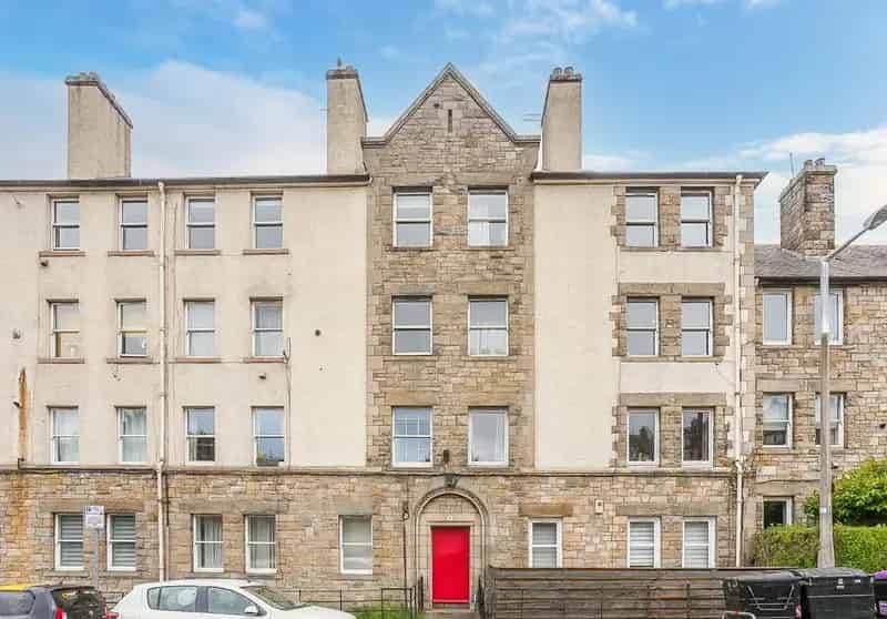 2 Bedroom Flat for Sale near Edinburgh City Centre