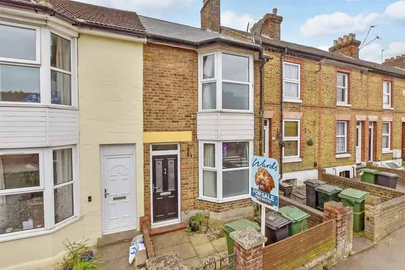2 Bedroom Victorian Terraced House for Sale