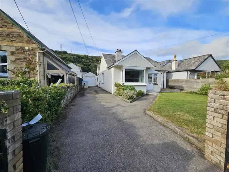 3 Bedroom Detached Bungalow for Sale Redruth