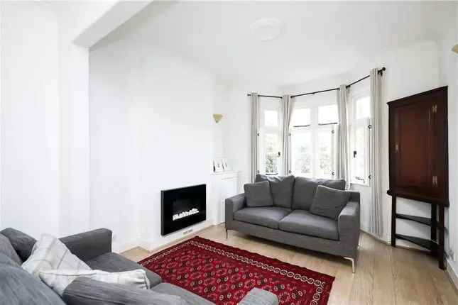 Terraced House for Sale in Wimbledon Village SW19