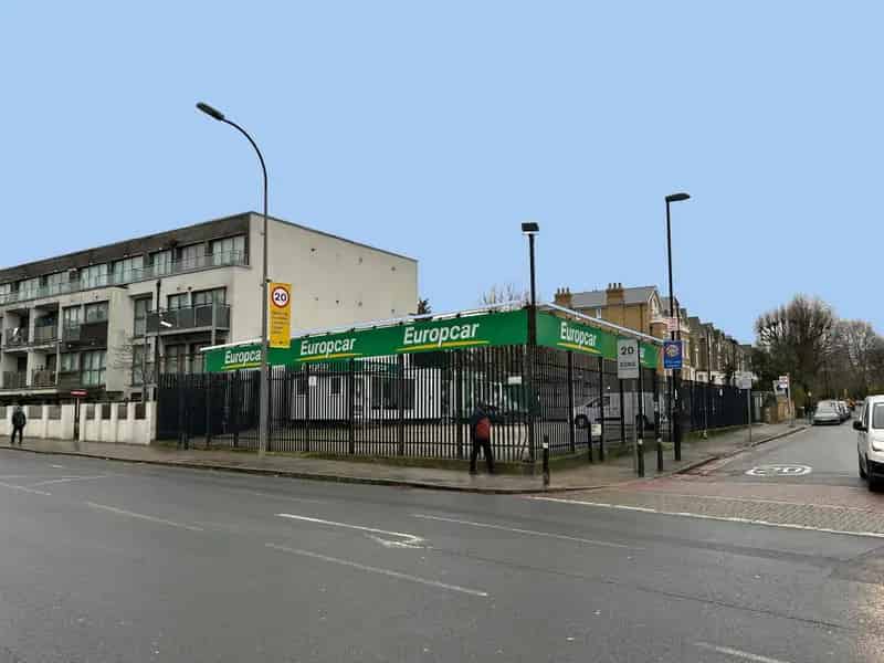 Secure Yard with Gated Access A20 High Road Manor Park