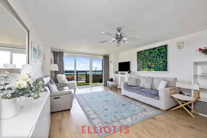 3 Bedroom Seafront Apartment Hove Stunning Sea Views Family Home