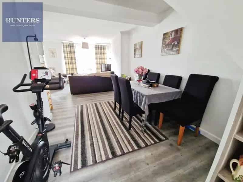 4 Bedroom Bungalow For Sale