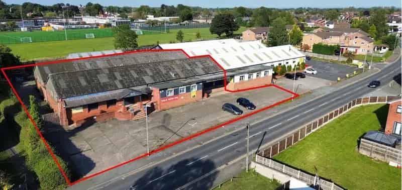 Trade Counter Showroom Unit 13587 sq ft Leasehold