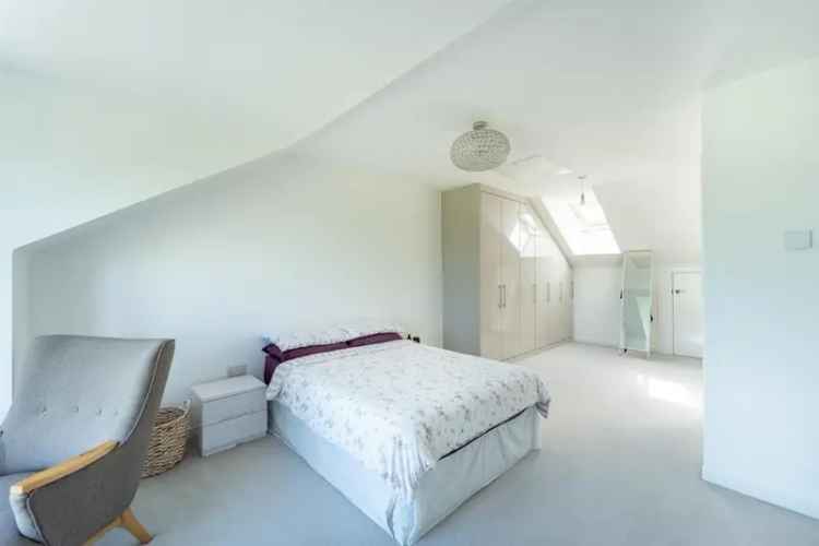 4 Bed House For Sale Mead Fields Development