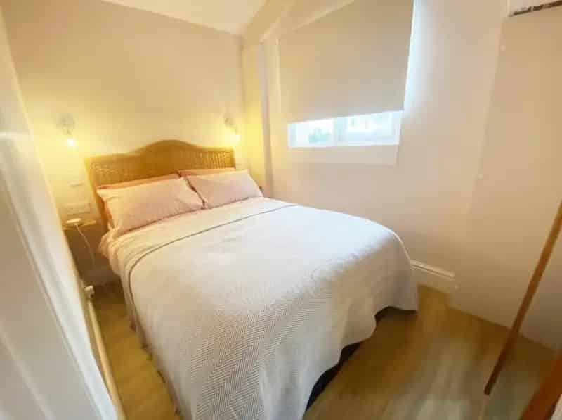 1 Bedroom Ground Floor Flat for Sale in Brighton Seven Dials