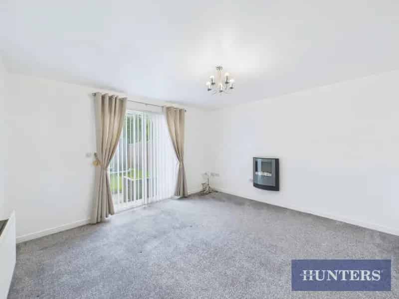 2 Bedroom House For Sale 625 SQ FT