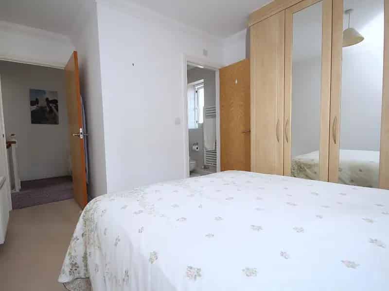 3 Bed House for Sale Hamworthy Near Shops and Transport